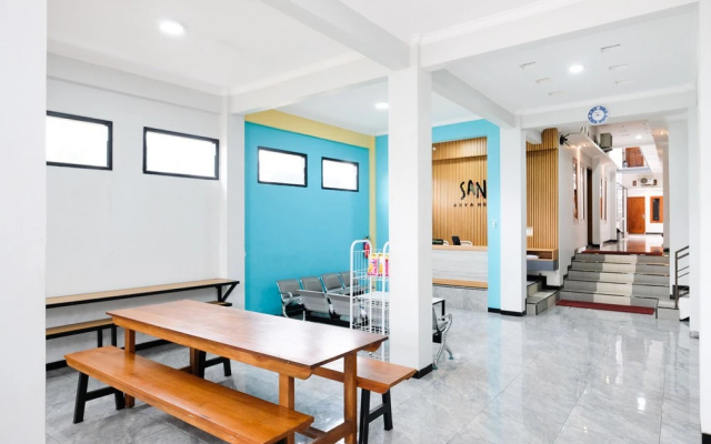 Sans Arya Hotel Batu