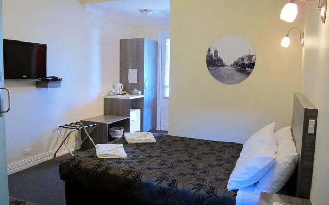 The Palace Hotel Broken Hill
