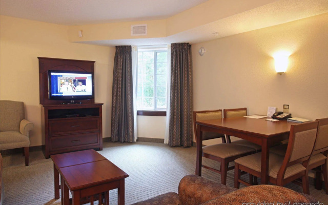 Staybridge Suites North Brunswick by IHG