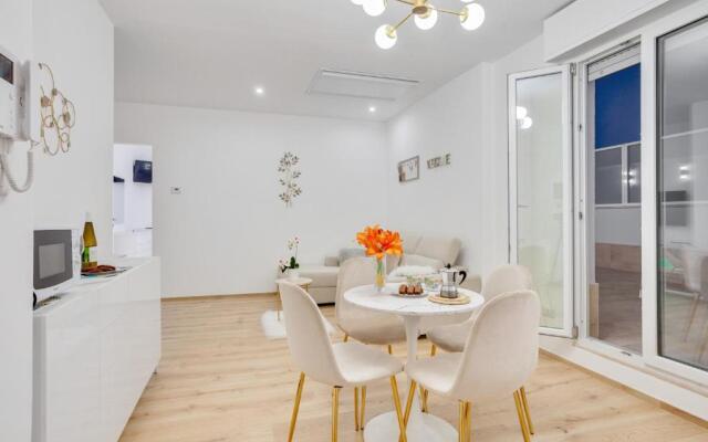 Tramonto sul mare Bari Apartment near the airport