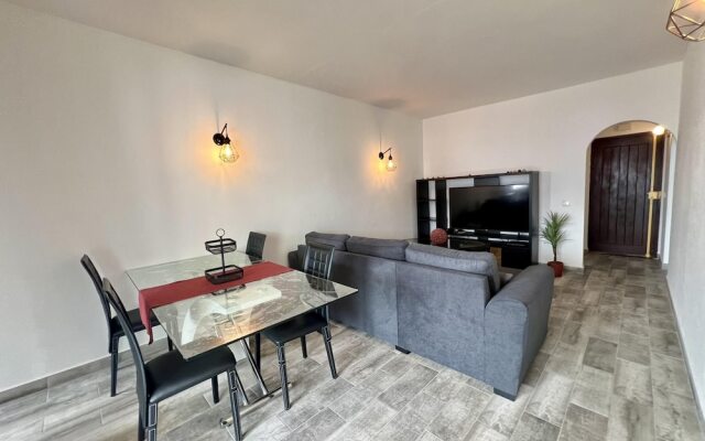 Albufeira Central 10 by Homing