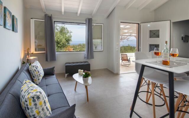 Paxos Couple House By Konnect