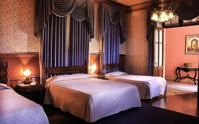 Capital Plaza Hotel