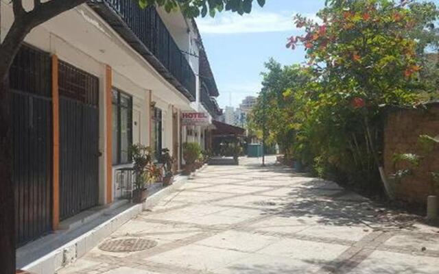 Hotel Suites Tropicana Ixtapa