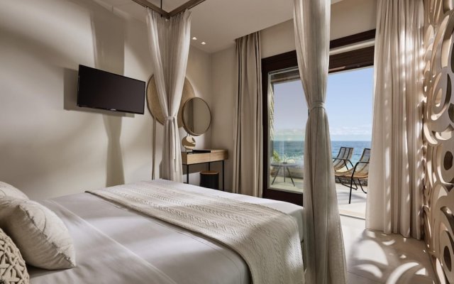 Kalloni - Beautiful Waterfront 3 bed Room Villa