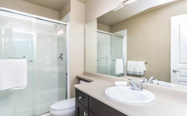 Waterscapes Resort by Discover Kelowna Resort Accommodations
