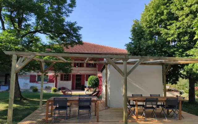 Ânes Et Logis
