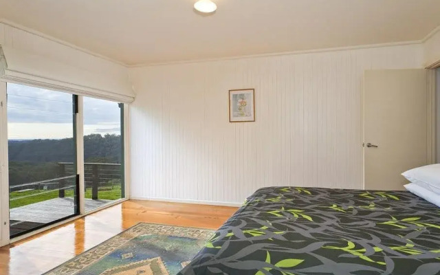 King Parrot Cottages