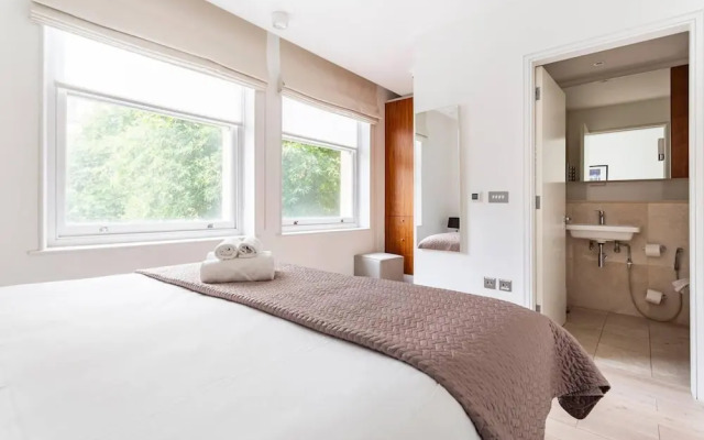 Central London - 2 Beds - Sleeps 4 - Lift