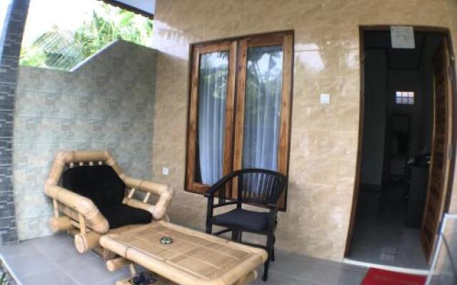 Belongs Beach Bungalow