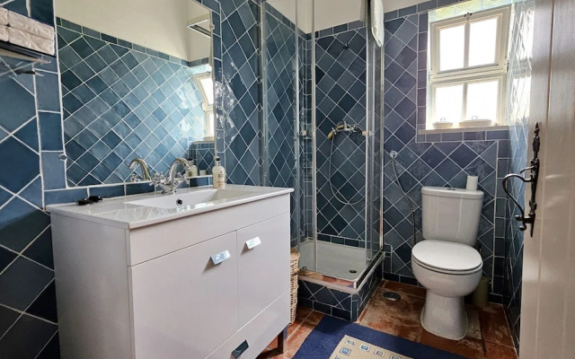 Toca do Fradinho - Pera 3 7Km da Praia