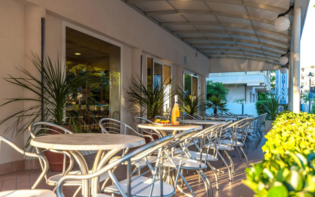 Hotel Corinna