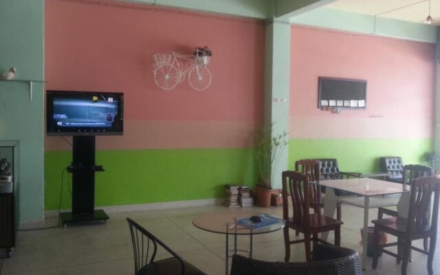 Baan Nisarine