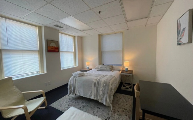 Michie House in College Hill - Hostel