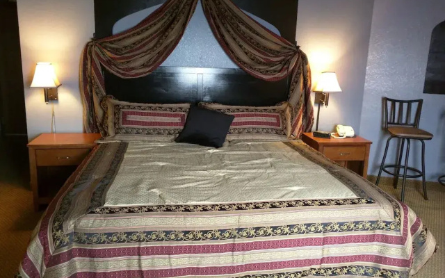 Madelia Hotel & Suites