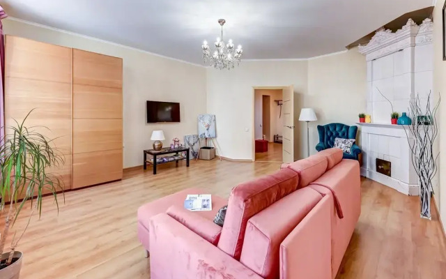 Home4day Центральные апартаменты на Невском проспекте