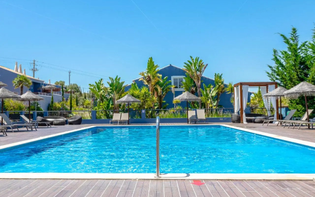 Aldeia Azul Resort