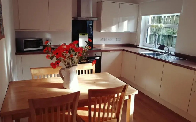 Yvi's 2Bedroom 2Bathroom Apartment