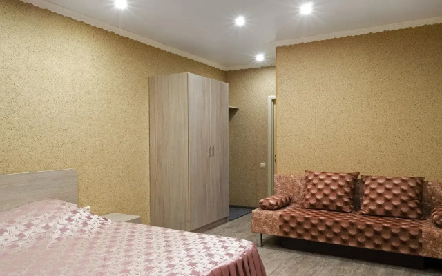 Guest House on Partizanskaya