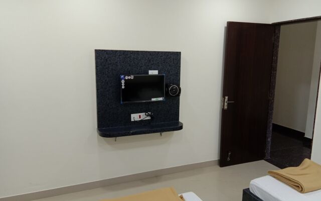 Hotel Karavali Residency