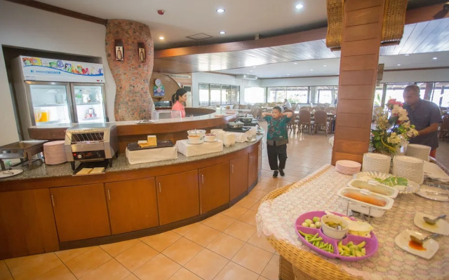 Rice Farm Villa Suratthani