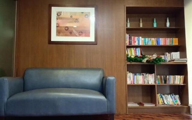 Tropicana Suites