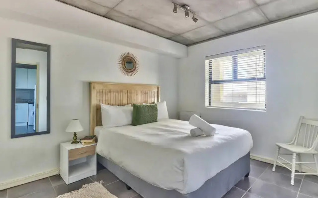 2 Bedroom Secure Pool Strong Wifi