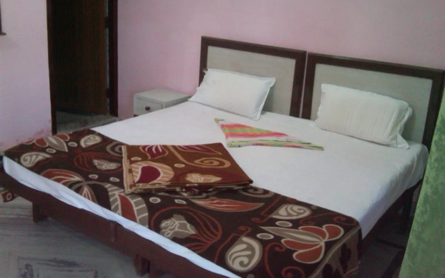 Rishikesh Sadan A Yoga and Spritual Retreat