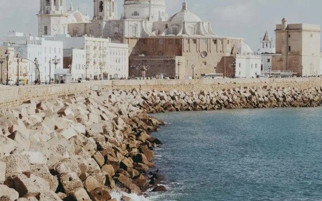 No 14 Cadiz