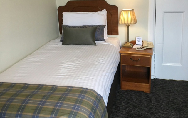 Salutation Hotel