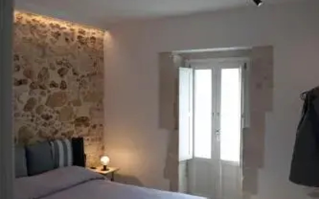 4 Elements Boutique Home
