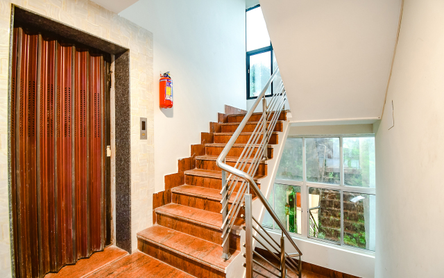 FabHotel Greenland Grand