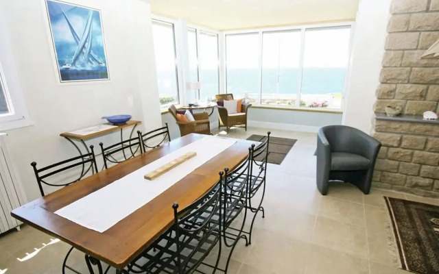 Seafront Villa in Finistère