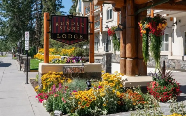 Rundlestone Lodge