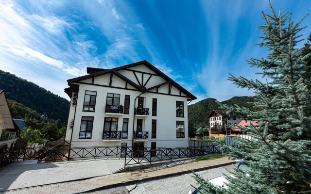 Studiya v Krasnoy Polyane