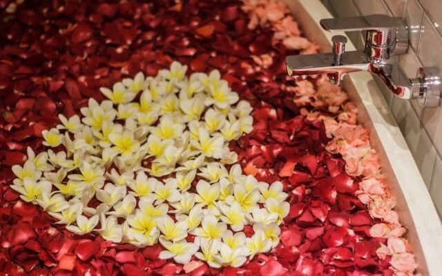 Puri Lumbung Village