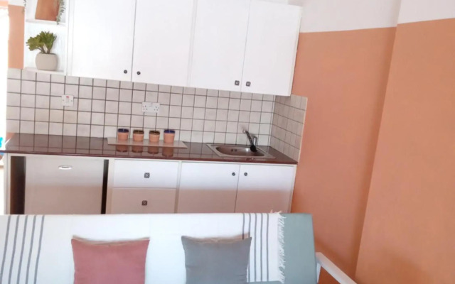 Blue Peter Apartments