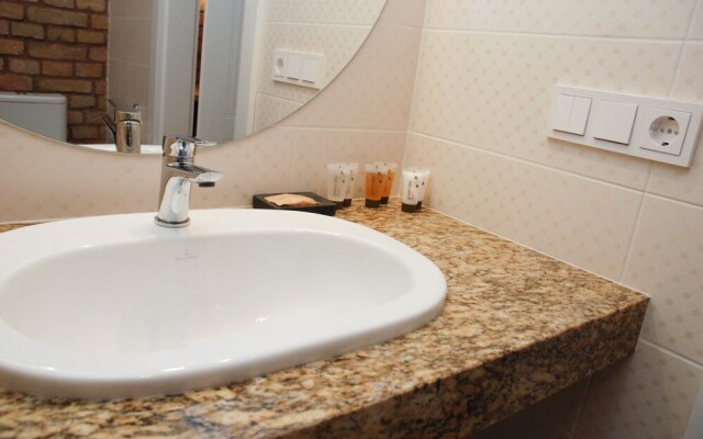 Tomy Old Town Apartments