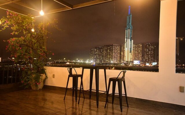 Riverside Serviced Apartments