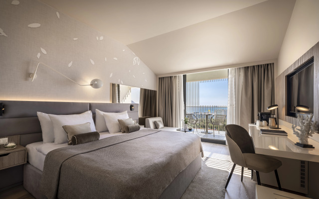 Valamar Lacroma Hotel