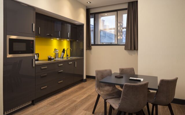 Roomzzz Manchester Victoria