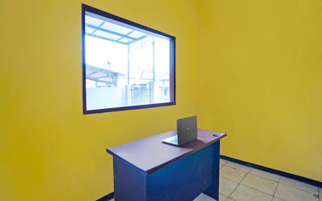 OYO Life 91869 Insan Mulia Kost Syariah