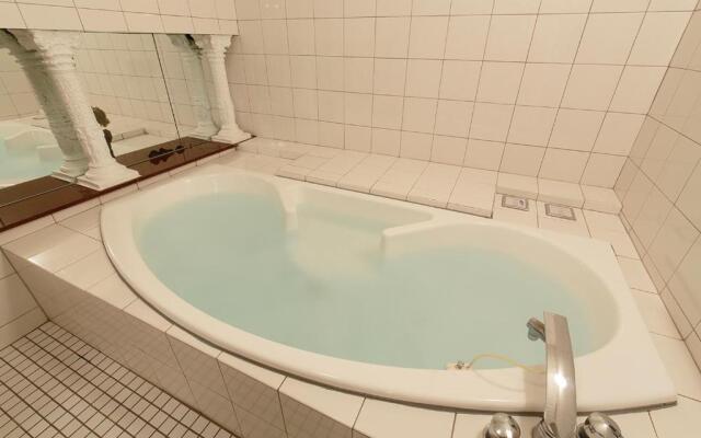 隠家(ajito) HOTEL555 御殿場2