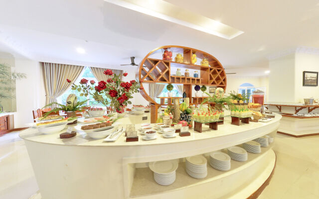 Boulevard Hotel