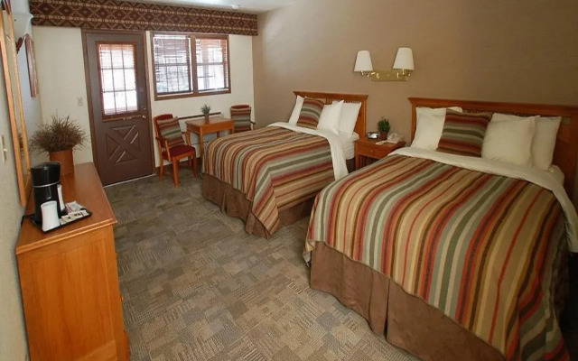 Zion Lodge