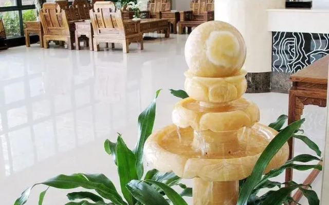 Yihe Hotel