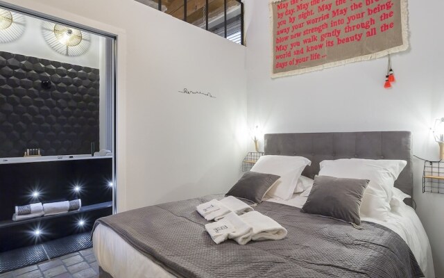 Host Inn Coeur Vieux Lyon & SPA