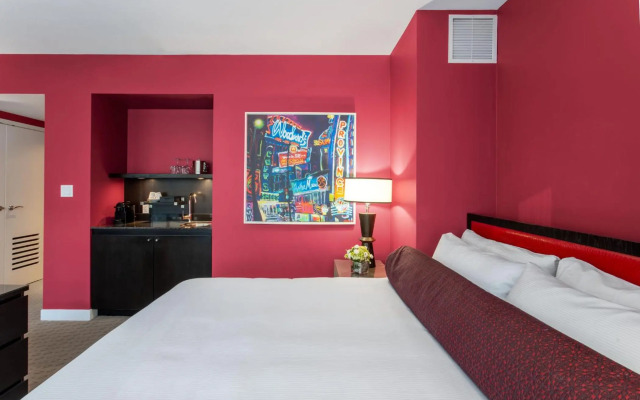 OPUS Hotel Vancouver