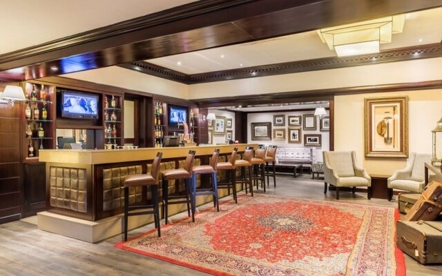 hotelImage