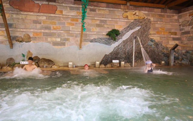 Jenq Yang Hotspring Hotel